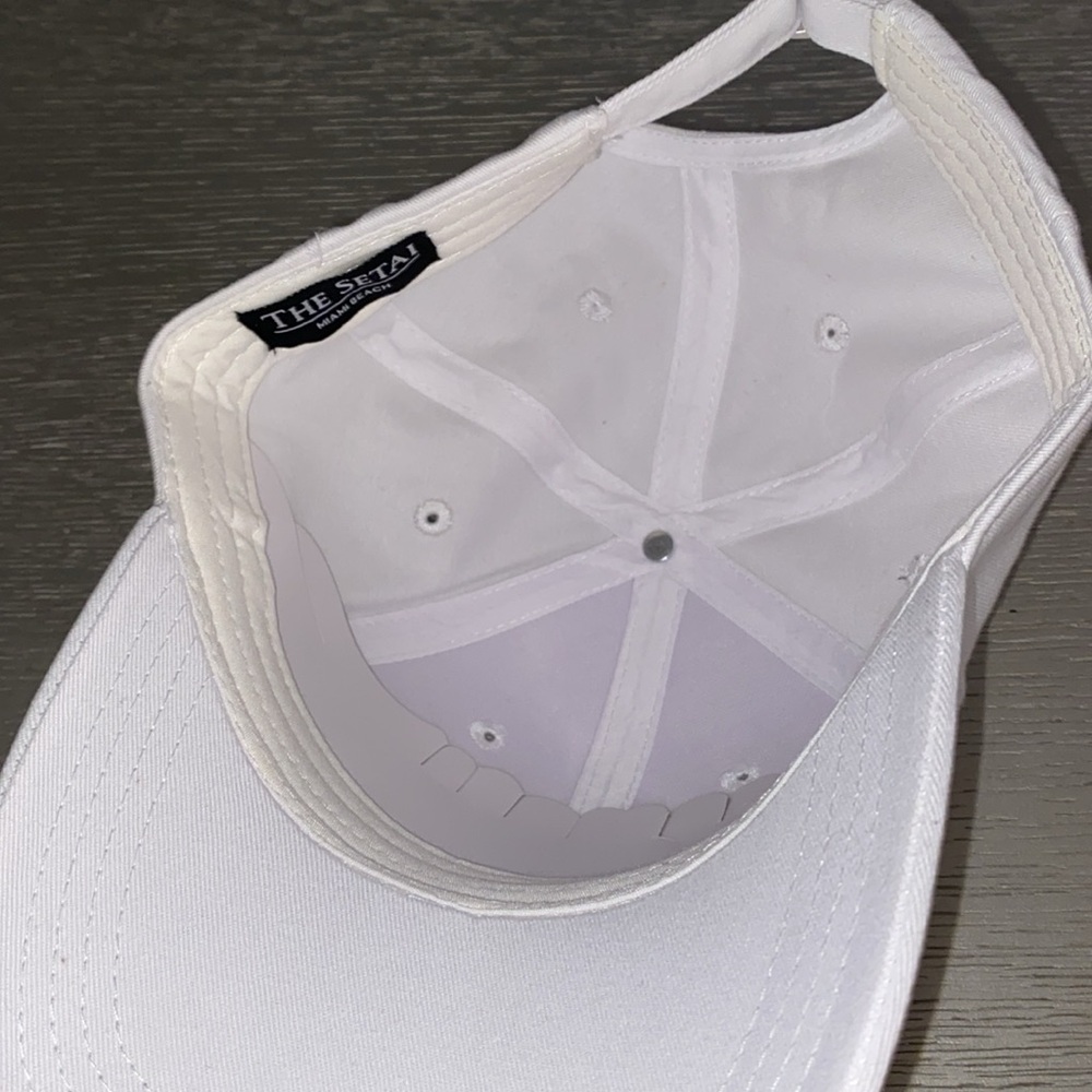 The Setai hat - Picture 3 of 4